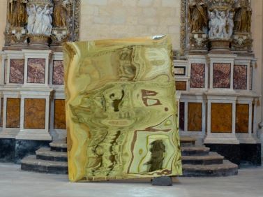 Raffaele-Quida.-Altars.-Installation-view-at-Ex-chiesa-di-san-Francesco-della-Scarpa-Lecce-2021.-Photo-Luigi-Negro-_5 (2).jpg