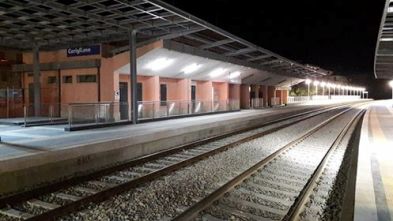 Stazione ferroviaria Corigliano.jpg