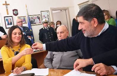 Consegna chiavi della villa.jpg