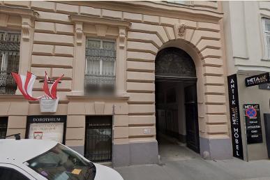 Dorotheum vienna.jpg