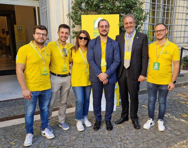 Enrico Parisi con la Delegazione di Coldiretti Calabria.jpg