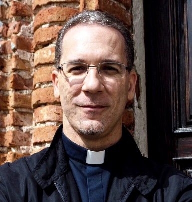 Romano-don-Massimo_.jpg