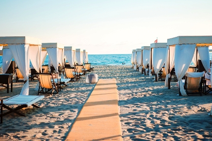 Spiaggia Forte dei Marmi.jpg