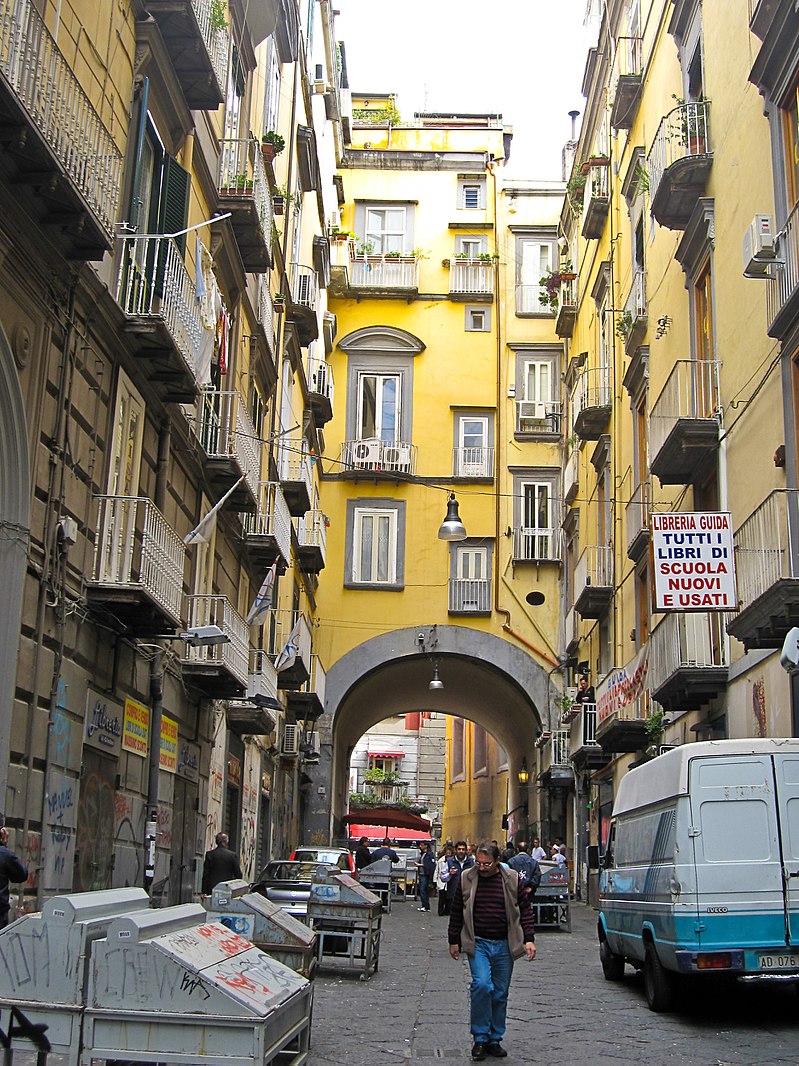 aa fig. 4 - Via Port'Alba.jpg