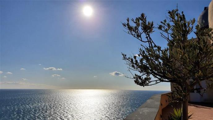 c fig. 2 - Vista sul golfo dal terrazzo dell'abbazia.jpg