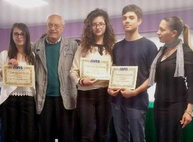 cerimonia di premiazione avis.jpg