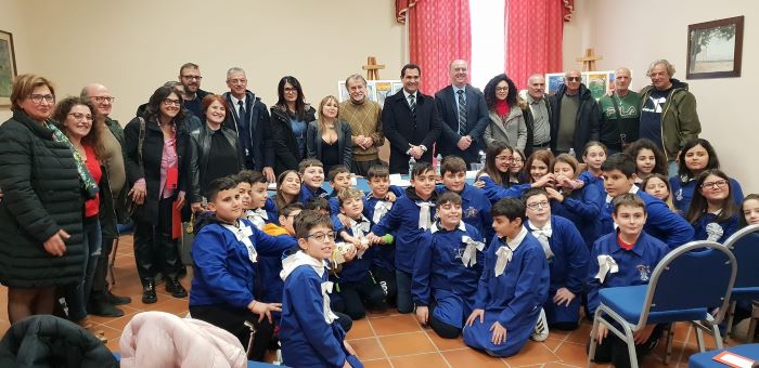 comuni.stampa acquisto castello.jpg