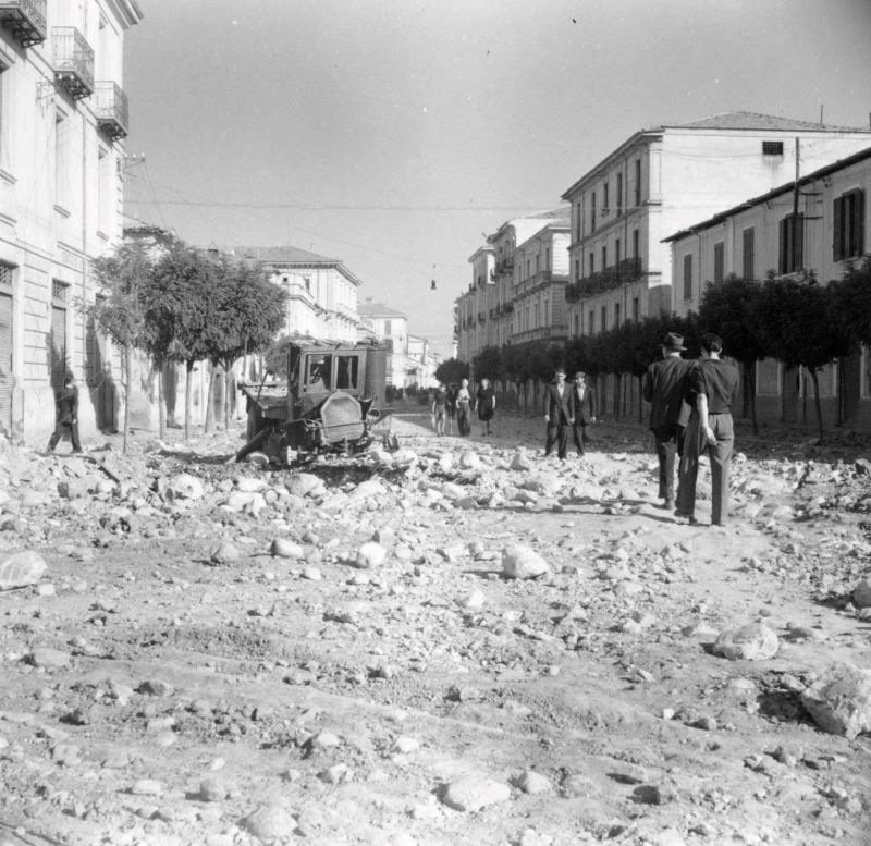 cosenza bombardata4.jpg