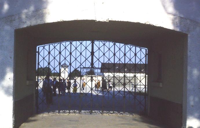 dachau.jpg