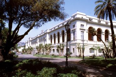fig. 1 - Stazione Zoologica Anton Dohrn.jpg