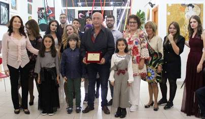 gruppo con azzinari.jpg