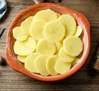 patate_fette_teglia.jpg