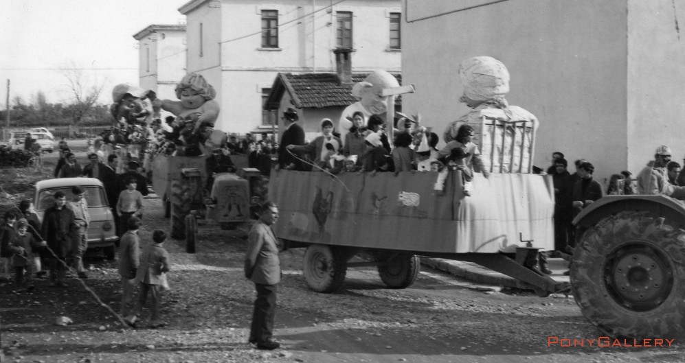 sibari carnevale_carri 1970.jpg