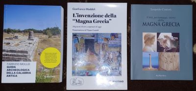 tre libri1.jpg
