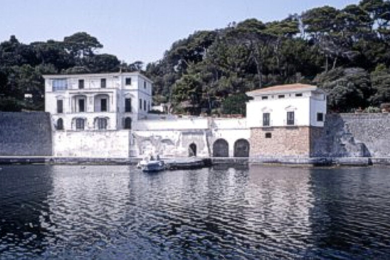 villa Rosebery.jpg